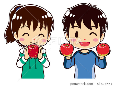 孩子們手裡拿著又大又好吃的蘋果 81824665