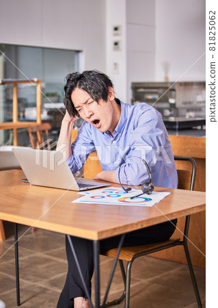 Telework (remote) tired young man Telework (remote) tired young man 81825062