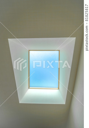 Skylight of the house blue sky Skylight of the house blue sky 81825817