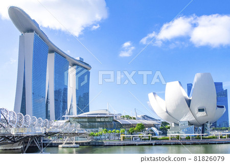 Singapore Marina Bay Sands Helix Bridge 81826079