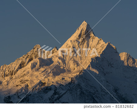 Mianzimu, Meili Snow Mountain, China 81832682