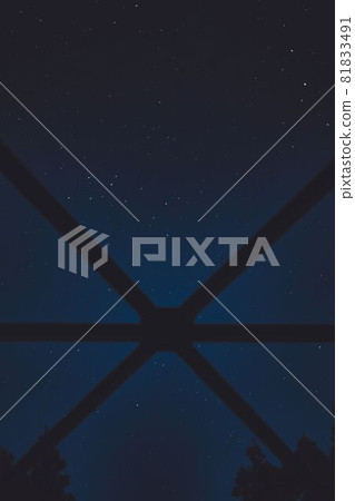 Starry sky in Tenkawa village, Nara 81833491