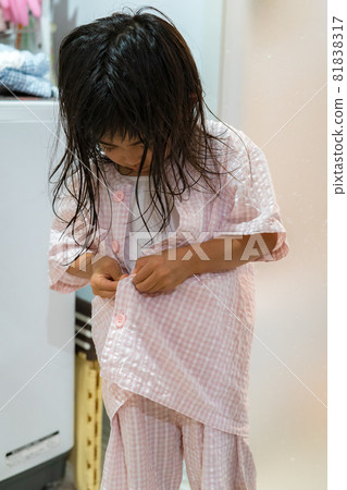 Children in pajamas Children in pajamas 81838317