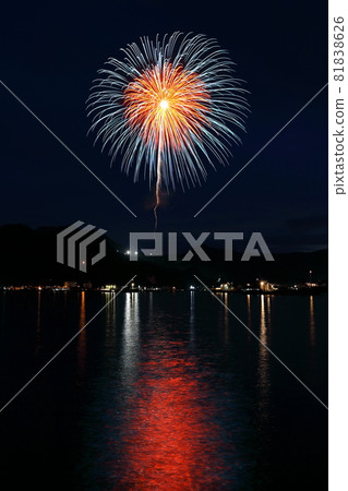 第70屆津久見港祭夏日煙火大會 81838626