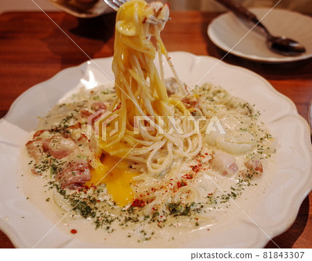 photo of eating creamy spaghetti photo of eating creamy spaghetti 81843307