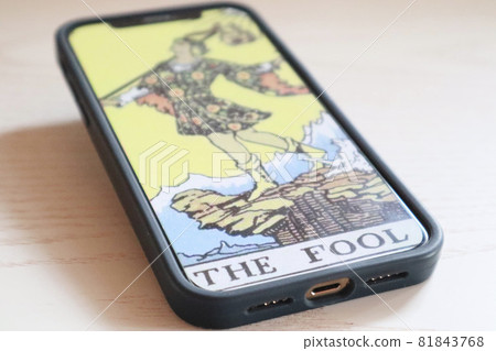 Fortune-telling Tarot Card Online 4 81843768