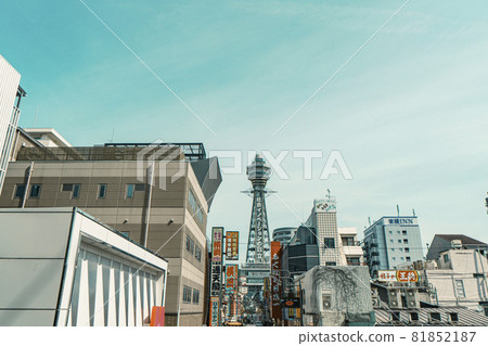 Don't lose to Corona Osaka! Shinsekai Tsutenkaku [photographed in early September 2021] 81852187