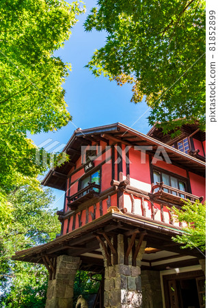 Yoki-so, Kyomatsukaku with beautiful red walls <Nagoya City, Aichi Prefecture> 81852899