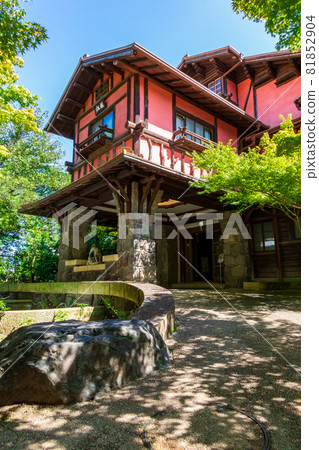 Yoki-so, Kyomatsukaku with beautiful red walls <Nagoya City, Aichi Prefecture> 81852904