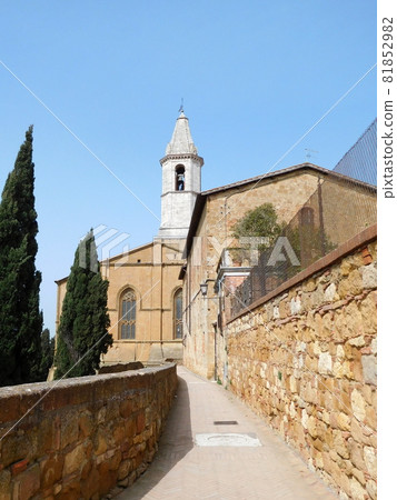 Bell of Pienza Cathedral, Italy 81852982