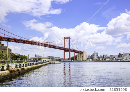Beautiful Wakato Ohashi Bridge (Kitakyushu City, Fukuoka Prefecture) 81855998