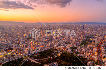 Osaka scenery sunset 81856829