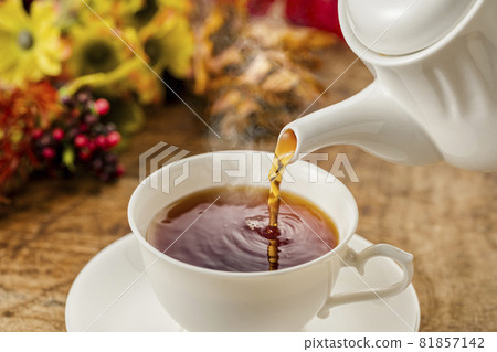 Black tea hot tea 81857142