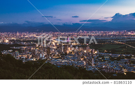 Taiwan, Beitou, Four Seasons Promenade, night view, observation deck Taiwan, Beitou, Four Seasons Promenade, night view, observation deck 81863110