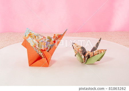 Origami crane New Year's card material Celebration Origami crane New Year's card material Celebration 81863262