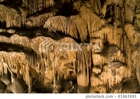 Cave Cave 81863891
