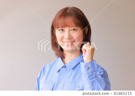 膽量構成統一的女人 81865215