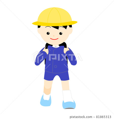 Boy walking towards the front 81865313