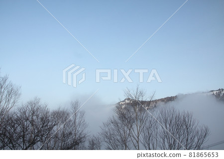 萬座溫泉，從旅館窗戶吹來的空氣 81865653