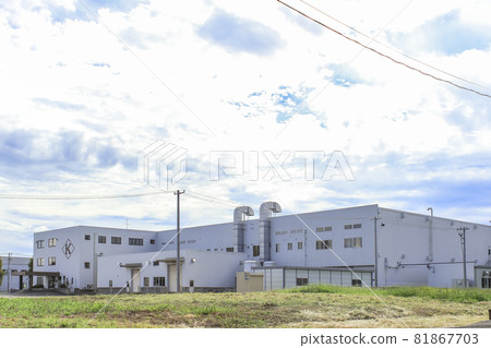 Manufacturing factory for incandescent light bulbs, automobile light bulbs, etc. Headquarters building Kawakami Kogyo 81867703