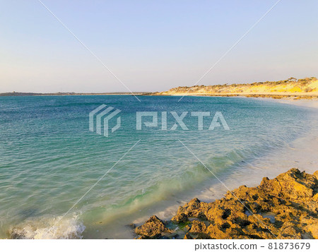 [Madagascar] Emerald green lagoon beach (Andabadaka) 81873679