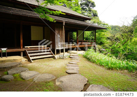 日式花園日式房屋 81874473
