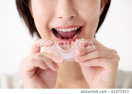 咬嘴牙科 81875853