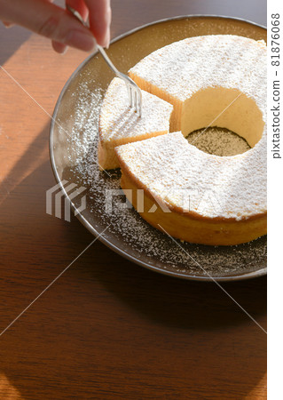 Baumkuchen 81876068