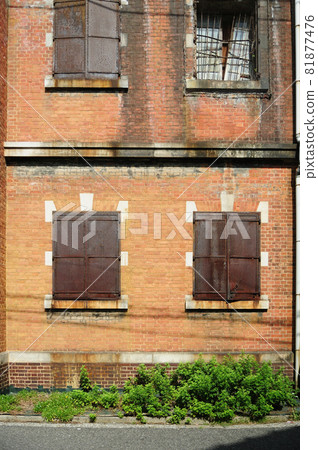 Former Hiroshima Army Clothing Branch Warehouse Minami-ku, Hiroshima City, Hiroshima Prefecture 81877476