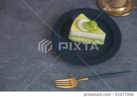 Shine Muscat Cake Shine Muscat Cake 81877806