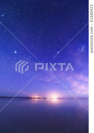 烏尤尼鹽湖玻利維亞 81880425