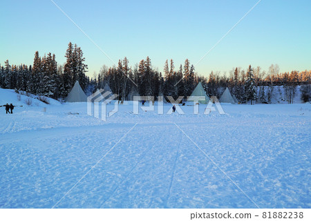 與 teepee_Yellowknife 的風景 與 teepee_Yellowknife 的風景 81882238