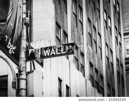 New York Wall Street Monochrome 81884284