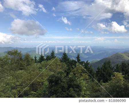 從埼玉縣秩父武子山看關東地區 81886090