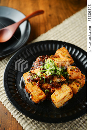 麻婆豆腐 81886398