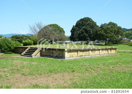 Kawahara Temple Ruins Tower Ruins Asuka Village, Nara Prefecture 81891654