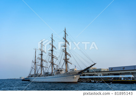 Kaioh Maru arrived at Yokkaichi Port, Mie Prefecture 81895143