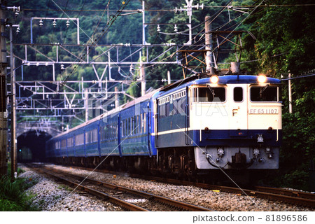 1998年EF65 1107藍色列車銀河上Uno線 81896586