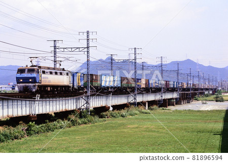 1998 EF200-18 container freight train going on the Sanyo Line 81896594