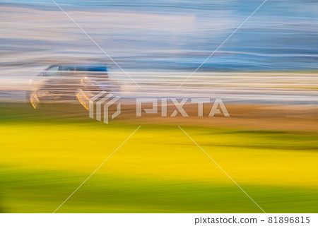 Design material (moving passenger car) 81896815