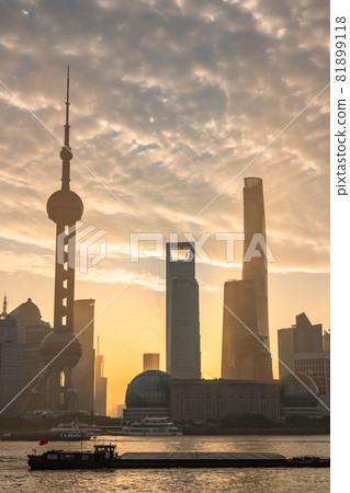 《上海》上海曙光·浦東新區摩天大樓 《上海》上海曙光·浦東新區摩天大樓 81899118