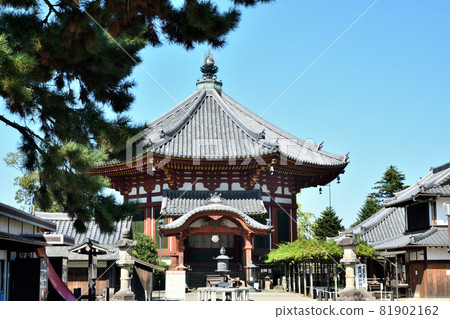 興福寺（南園堂） [重要文化財產] [奈良縣奈良市] 81902162