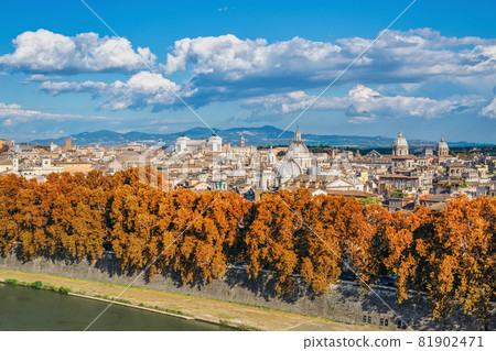 Rome Italy, high angle view city skyline at Rome city center with autumn foliage season Rome Italy, high angle view city skyline at Rome city center with autumn foliage season 81902471