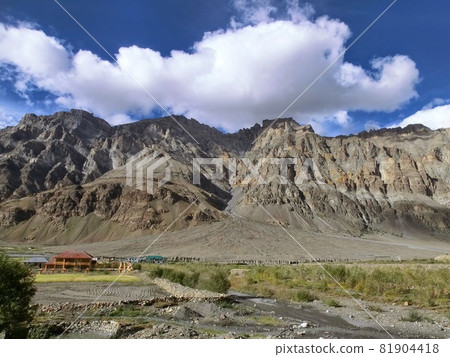 Scenery around Ladakh Losar Scenery around Ladakh Losar 81904418