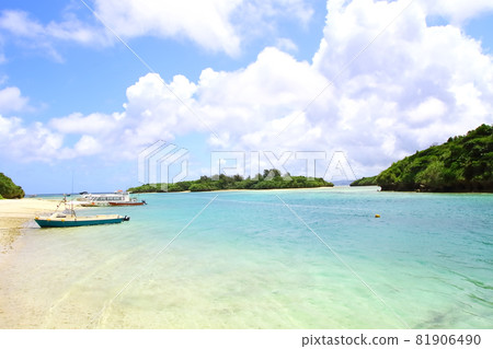 石垣島川平灣的景色 石垣島川平灣的景色 81906490