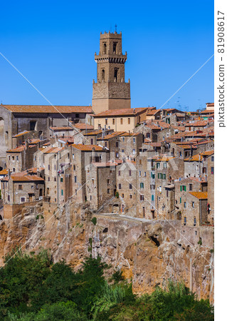 Pitigliano medieval town in Tuscany Italy Pitigliano medieval town in Tuscany Italy 81908617