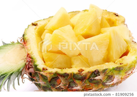 Pineapple basket fruit dessert bright background Pineapple basket fruit dessert bright background 81909256