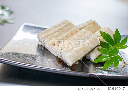 白烤鰻魚片 81910047