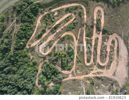 Dirty road motocross track 81910623