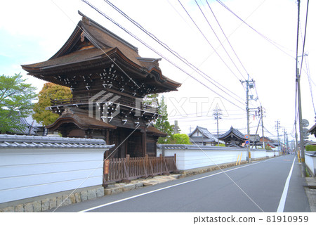 【重要傳統建築保存地區】津山市城西區藍染寺三門西寺町風景5岡山縣津山市 81910959
